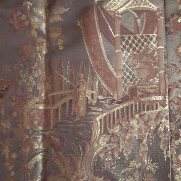 Green Silk Embroidered Skirt - Picture 3 of 5